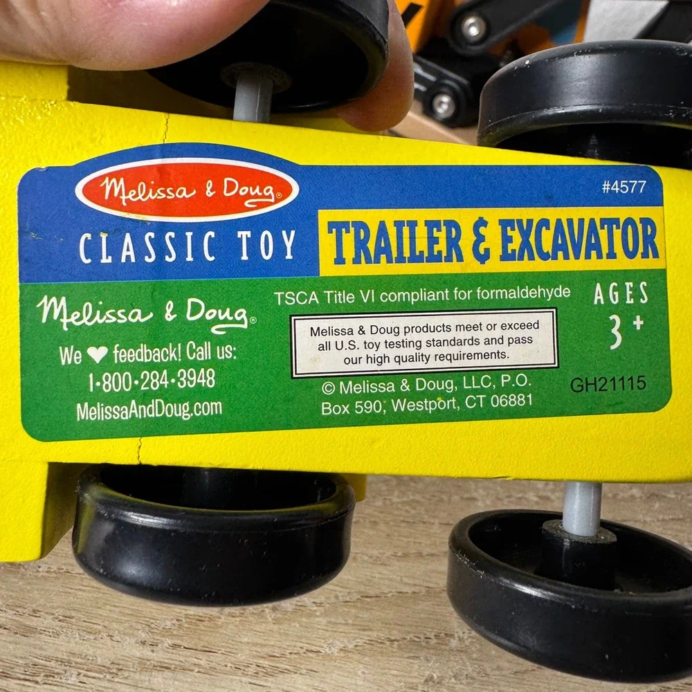 Melissa & Doug Wooden Alphabet Truck Blocks and‎ Trailer Excavator Toy Set